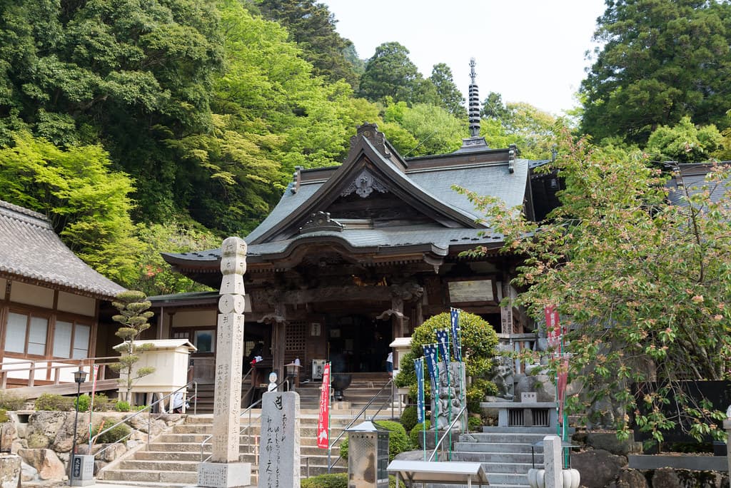 Ōkubo-ji (大窪寺)