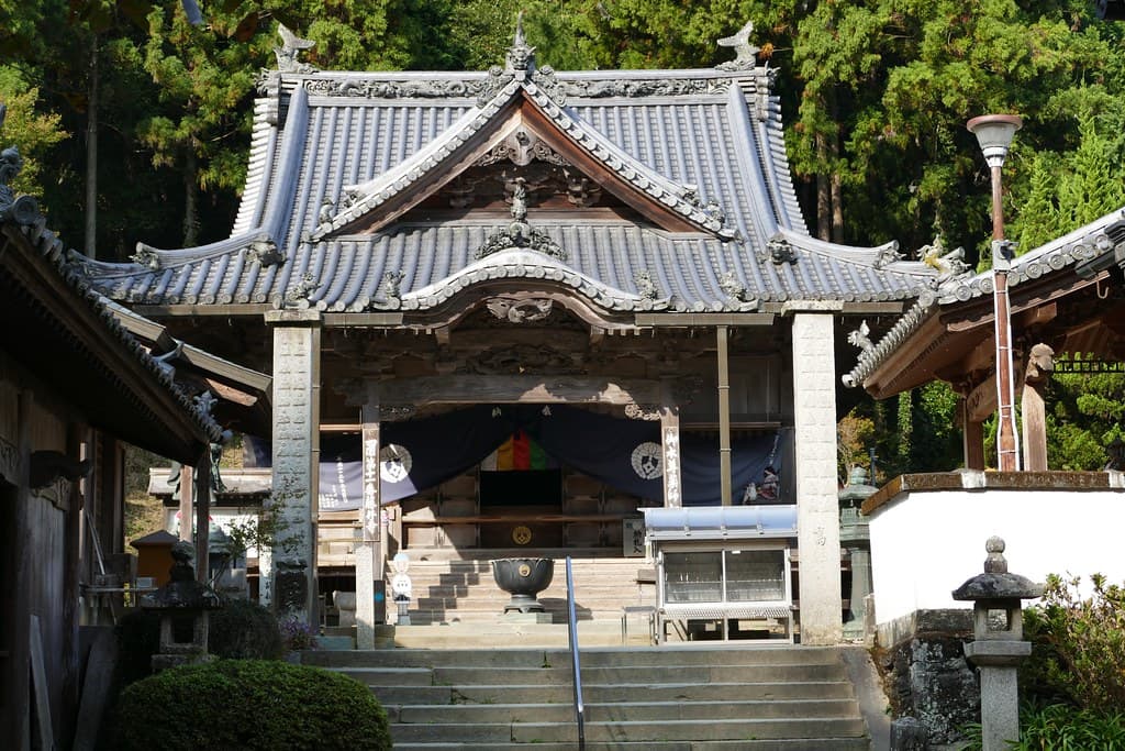 Fujii-dera (藤井寺)