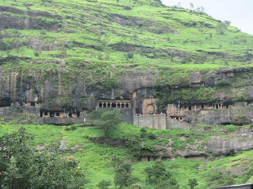 Girijatmaj Temple, Lenyadri
