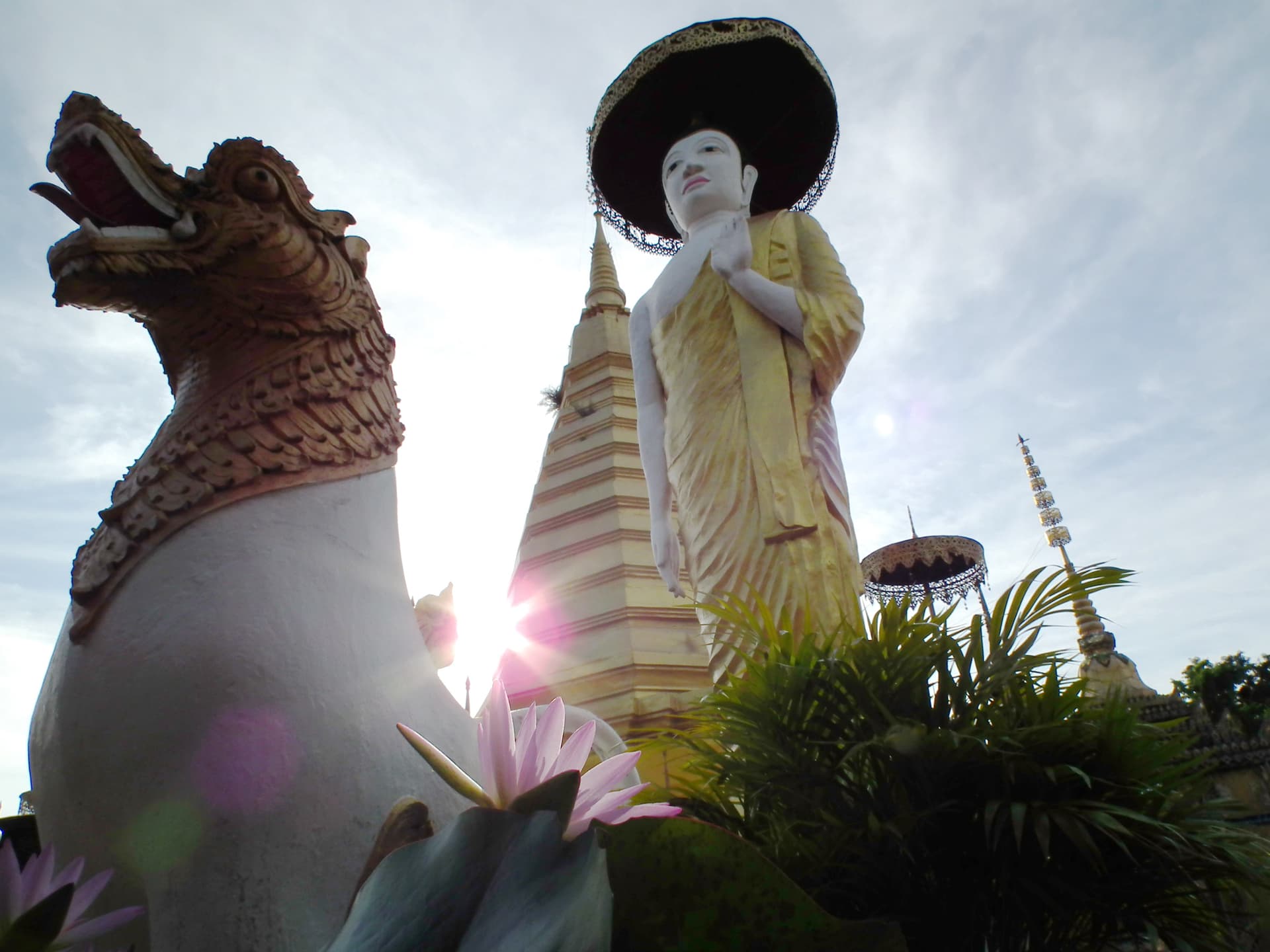 Wat Phra That Chom Chaeng