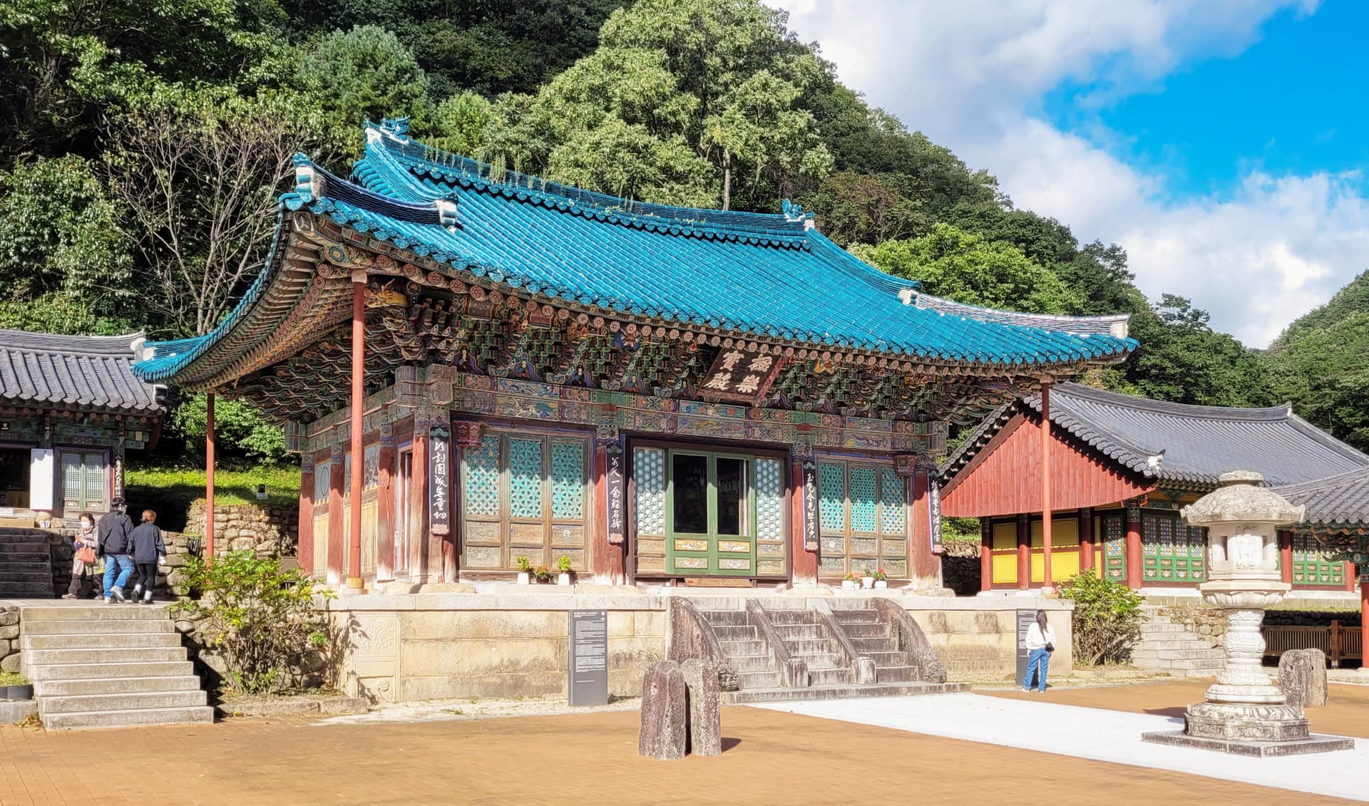 Sinheungsa Temple