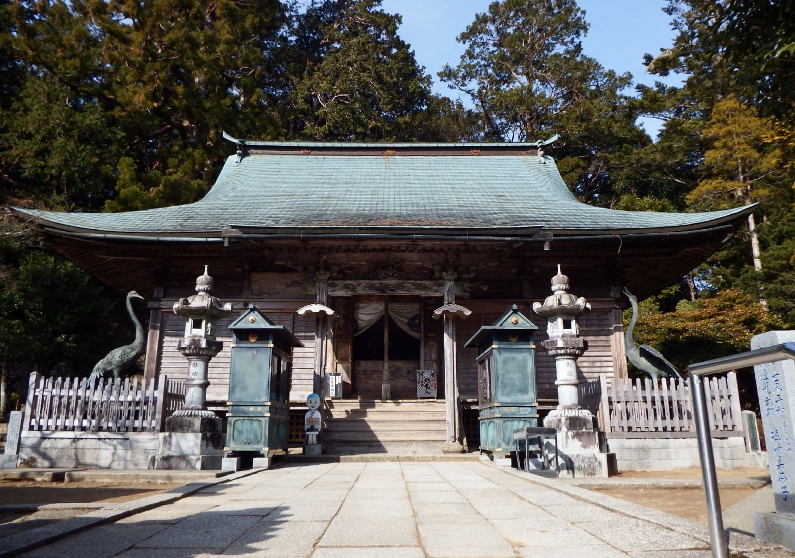 Kakurin-ji (鶴林寺)