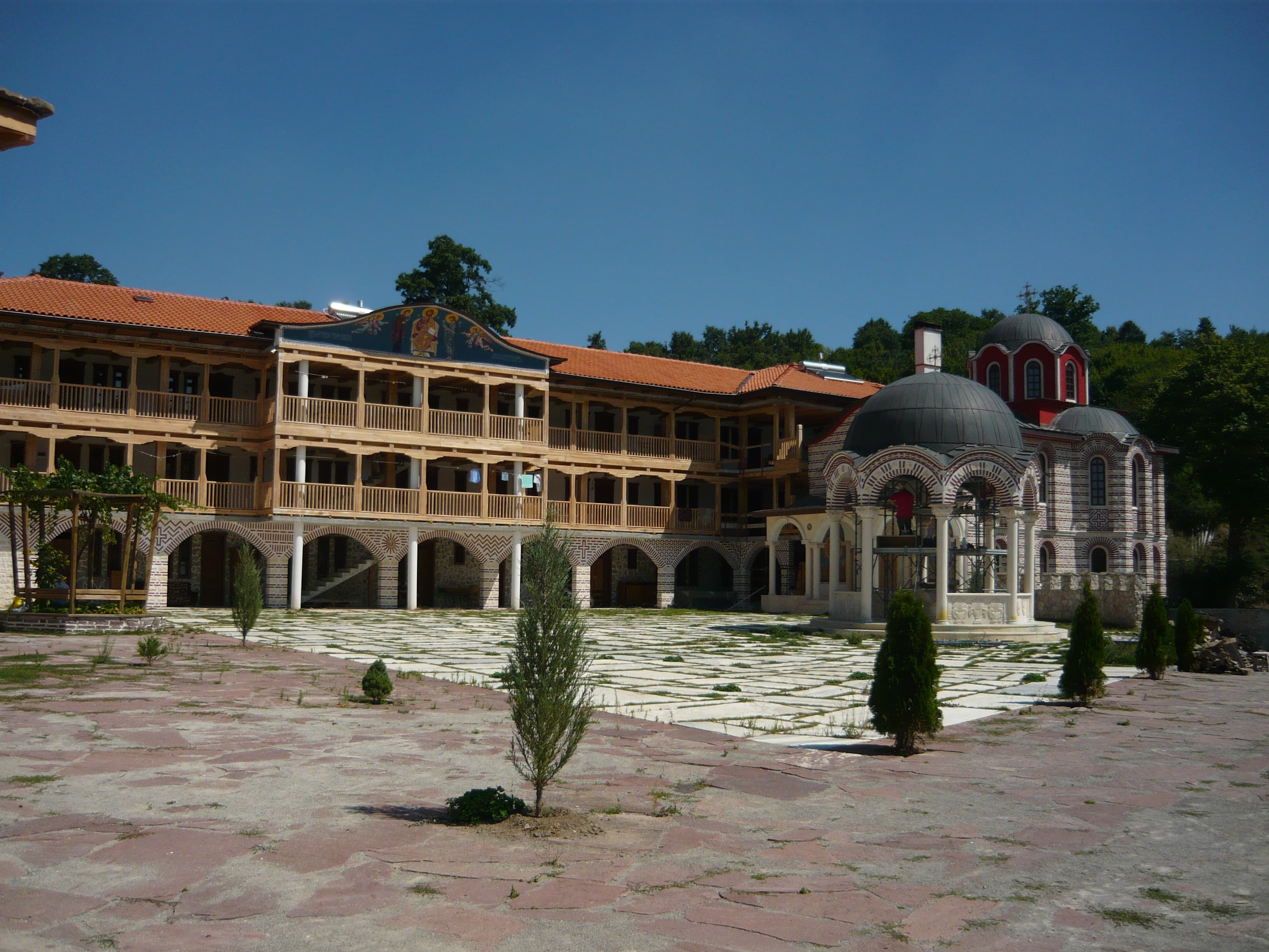 Gigintsi Monastery