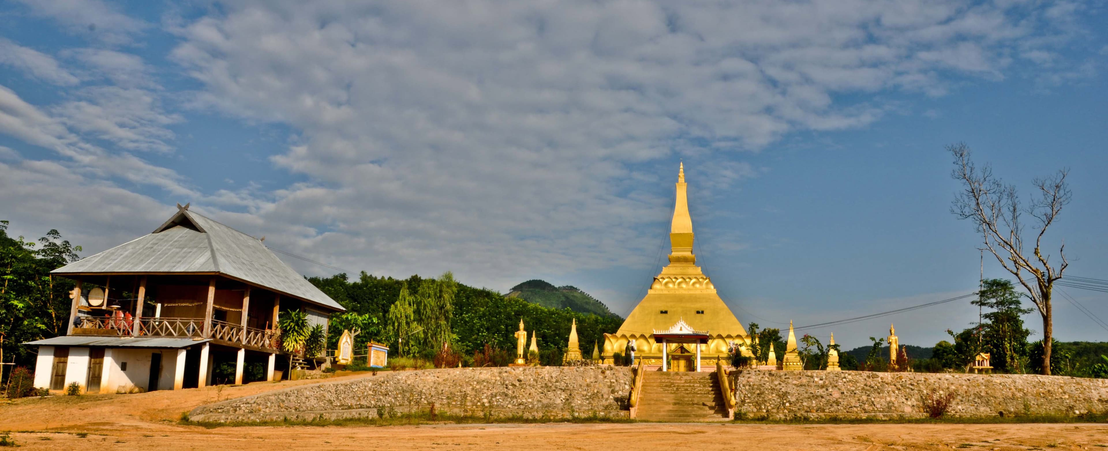 Namngeen Stupa
