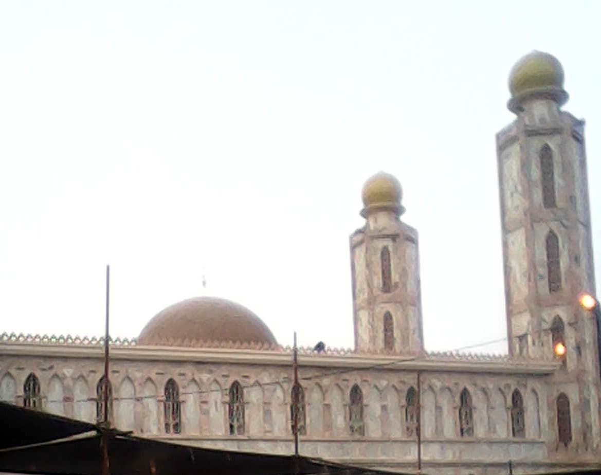 Autre aperçu de la mosquée Serigne Babacar Sy