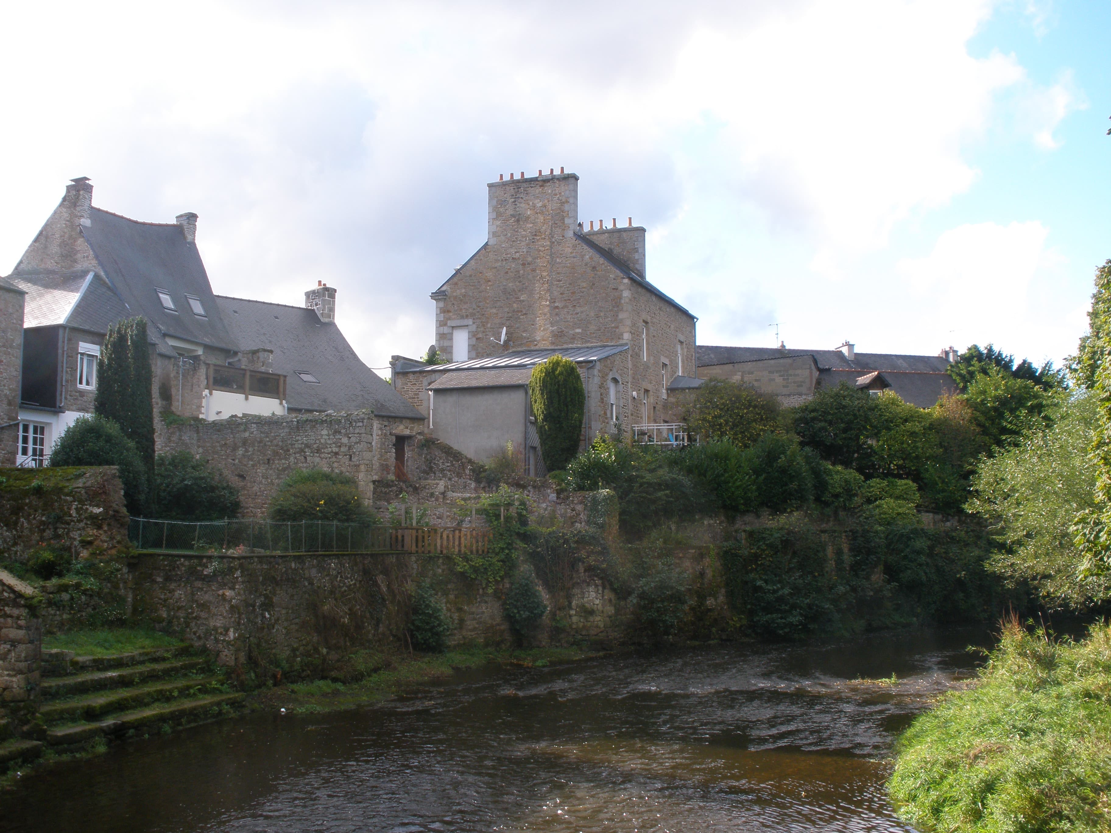 A view from one the Trieux's bridges