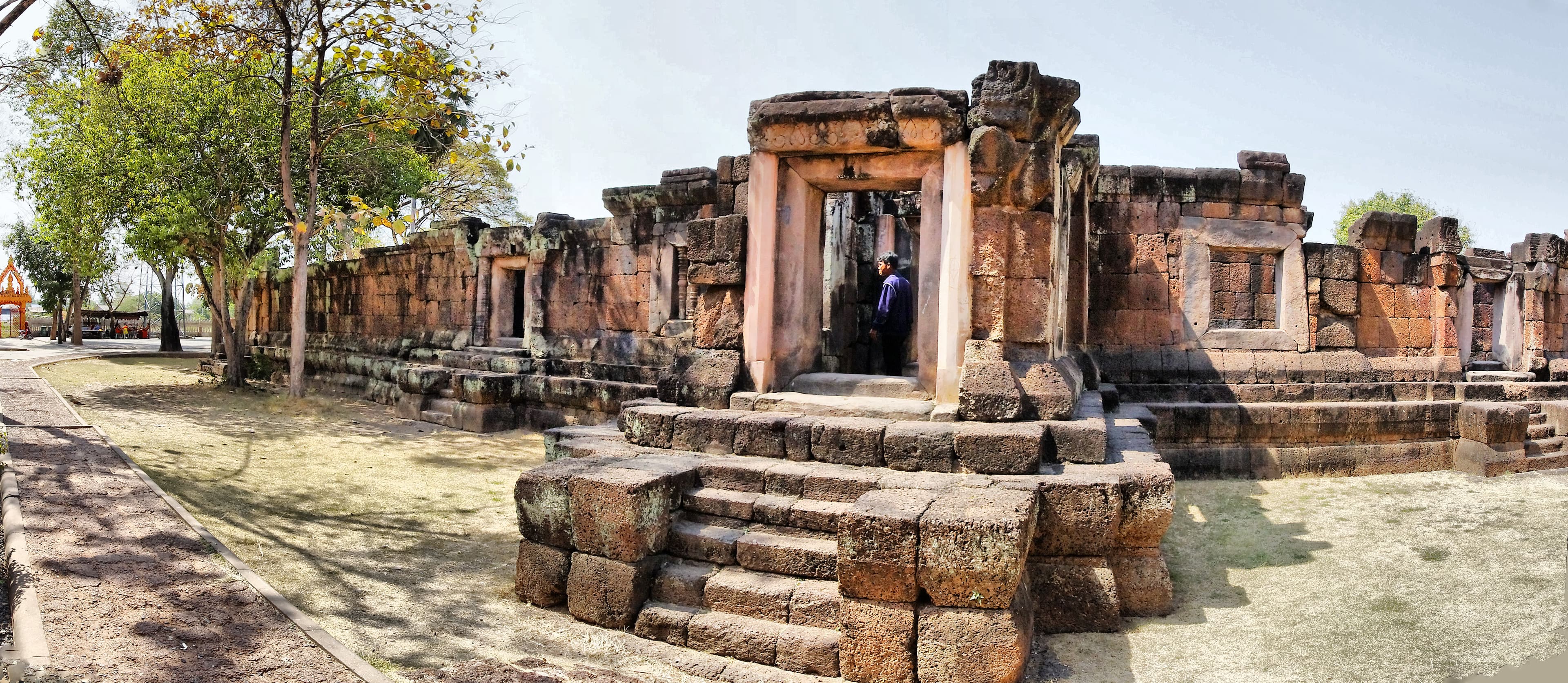 Prasat Sa Kamphaeng Yai