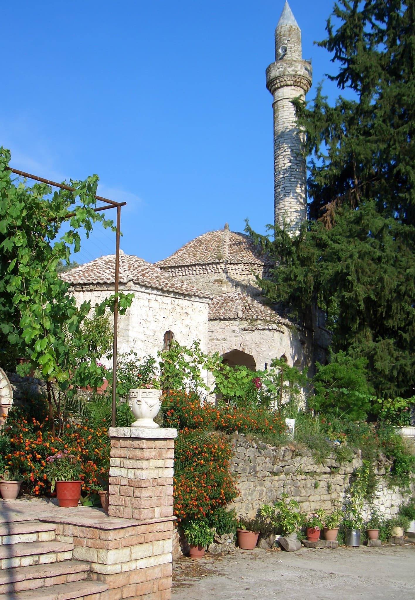 Gjin Aleksi Mosque, Rusan, Albania