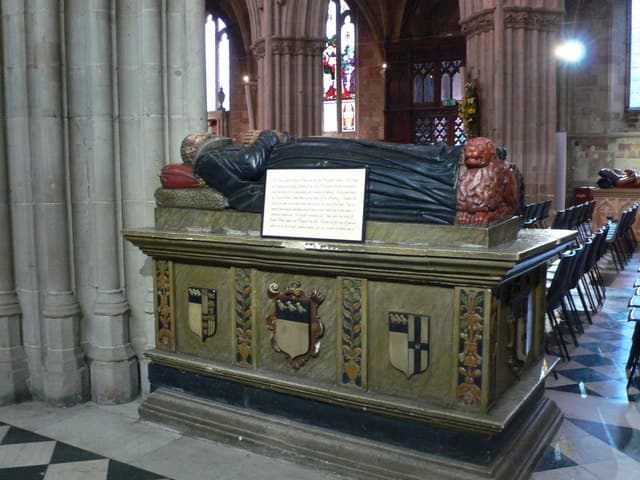 effigy of Robert Wilde or Wylde (1535-1608), clothier of The Commandery, Worcester, beside an effigy of his wife (not visible) Margaret née Cowling (1524-1606)