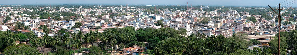 Suhail, own photograph  from (SONY CYBER SHOT) 7.1 Mega Pixel,
Suhail (H.M Nagar)25/56