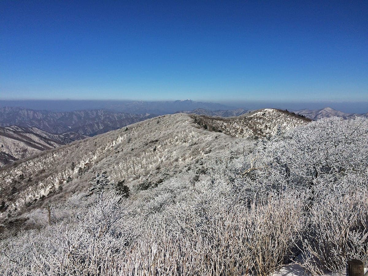 This photo was taken from Birobong Peak in Odaesan National Park.