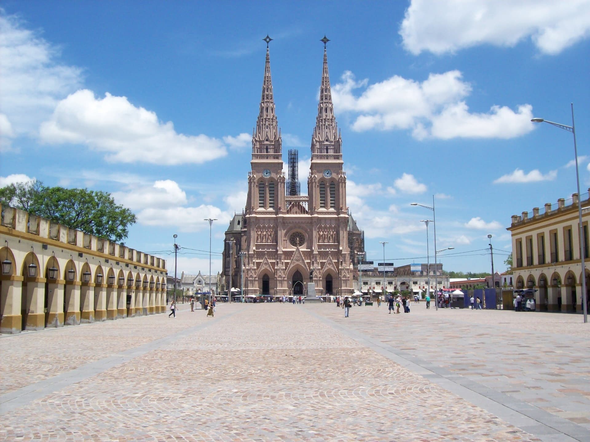 Basilica of the Virgin of Luján, Luján