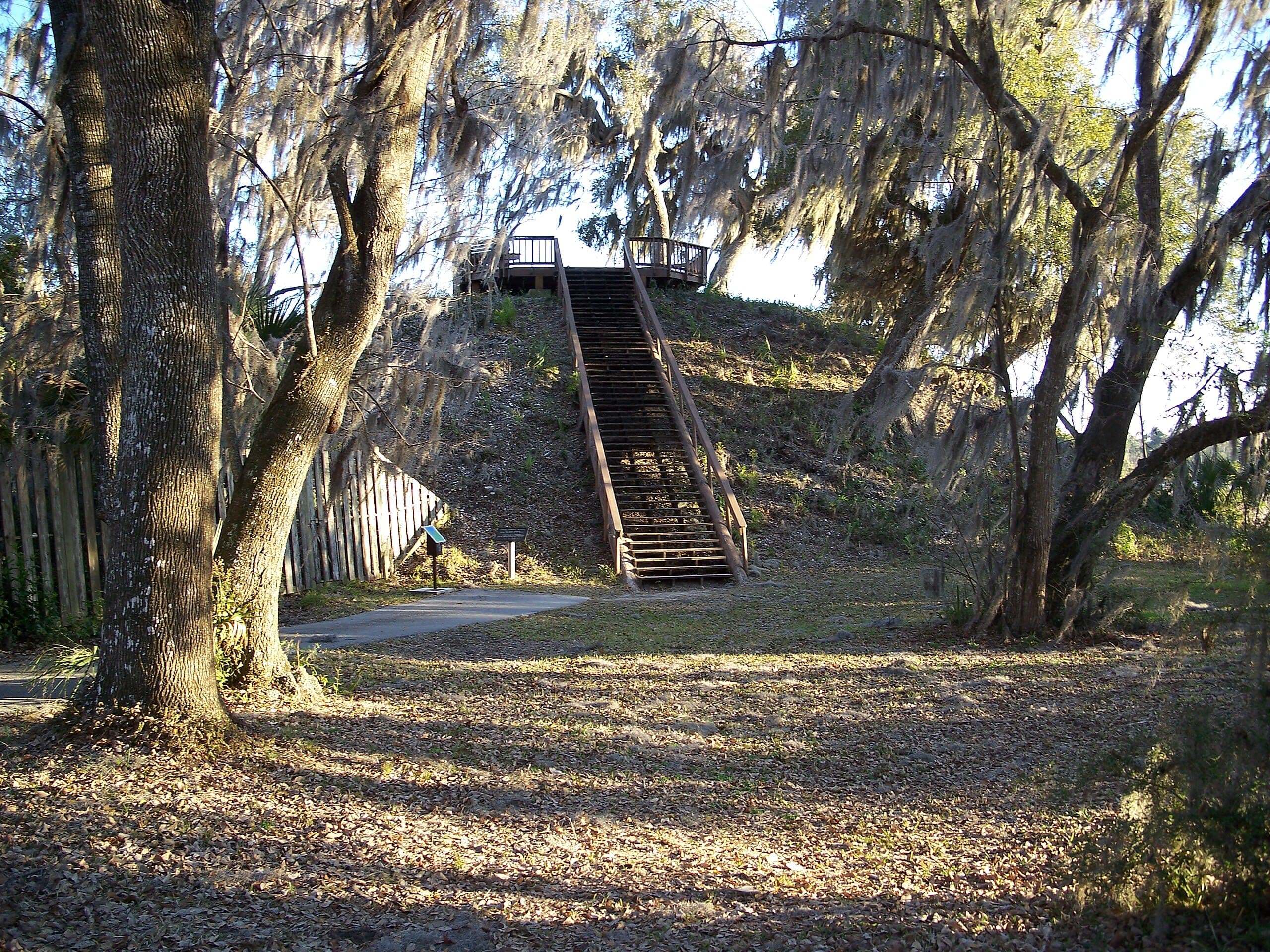 Crystal River Mounds, Florida