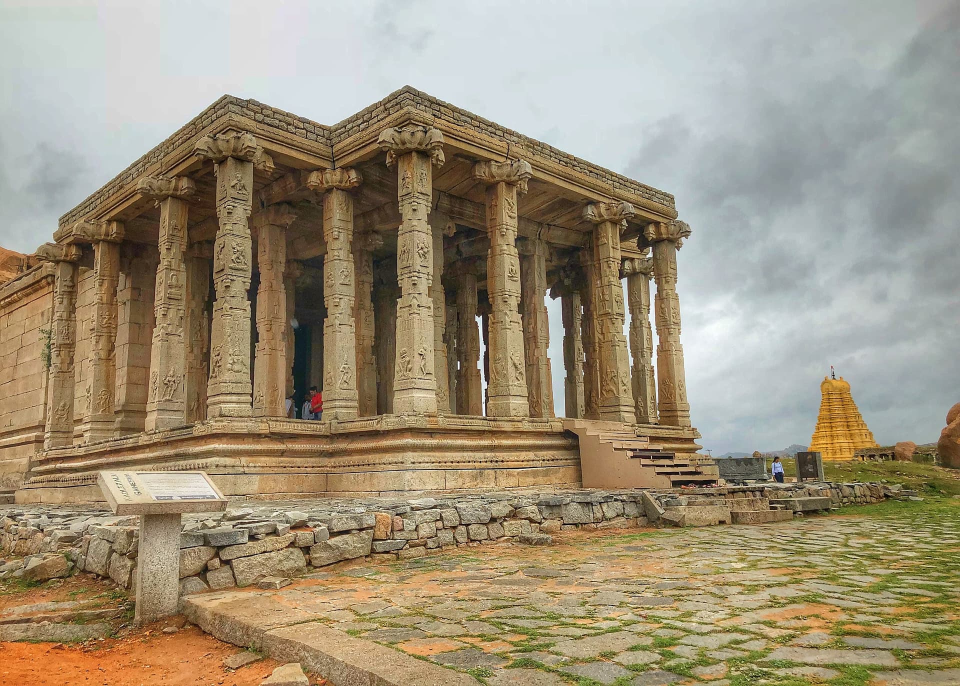 Kadalekalu Ganesha Temple, Hampi, Karnataka