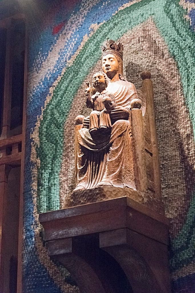 Notre-Dame de Sous-Terre (Our Lady Under the Earth)