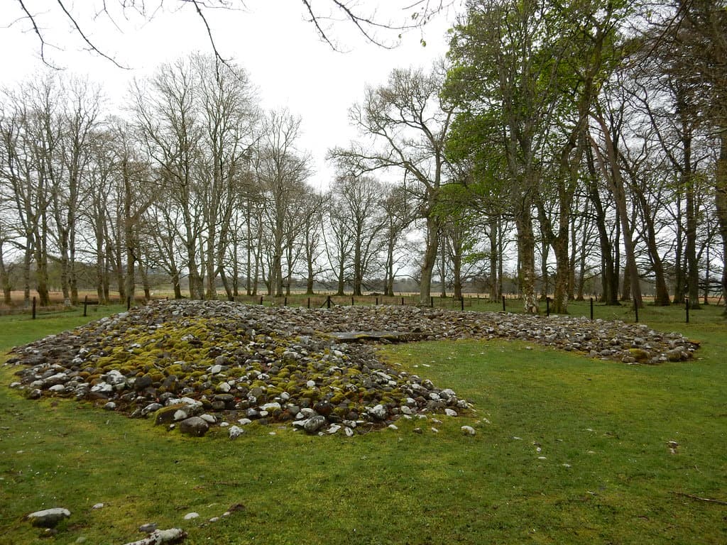 Ri Cruin Cairn