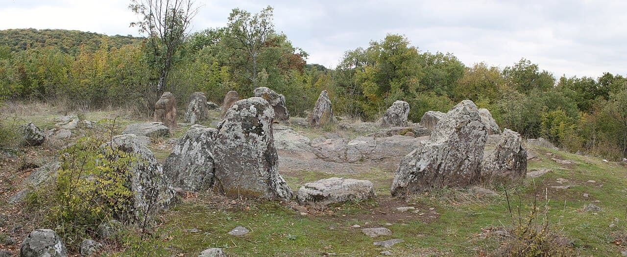 Dolni Glavanak Cromlech