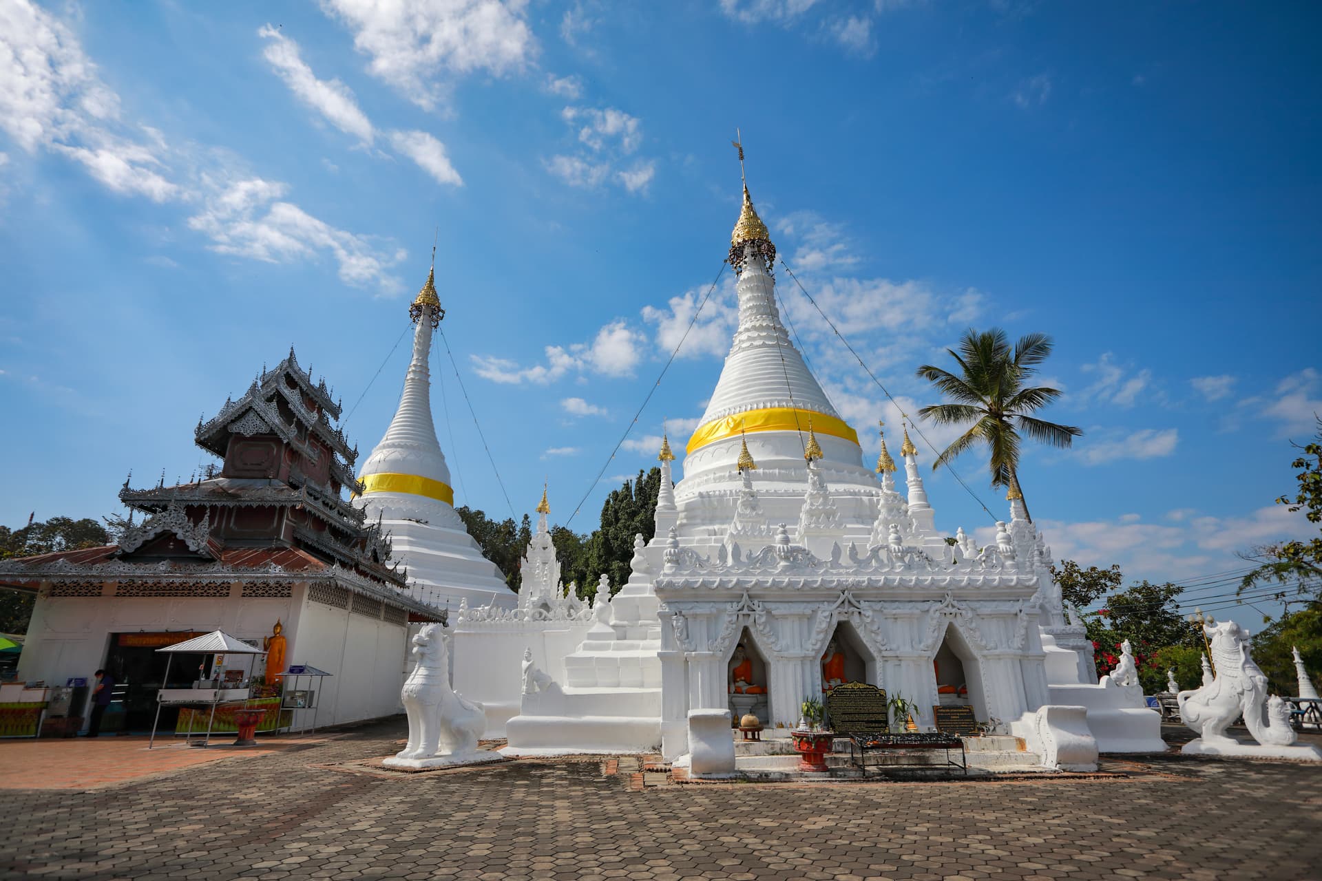 Wat Phra That Doi Kham