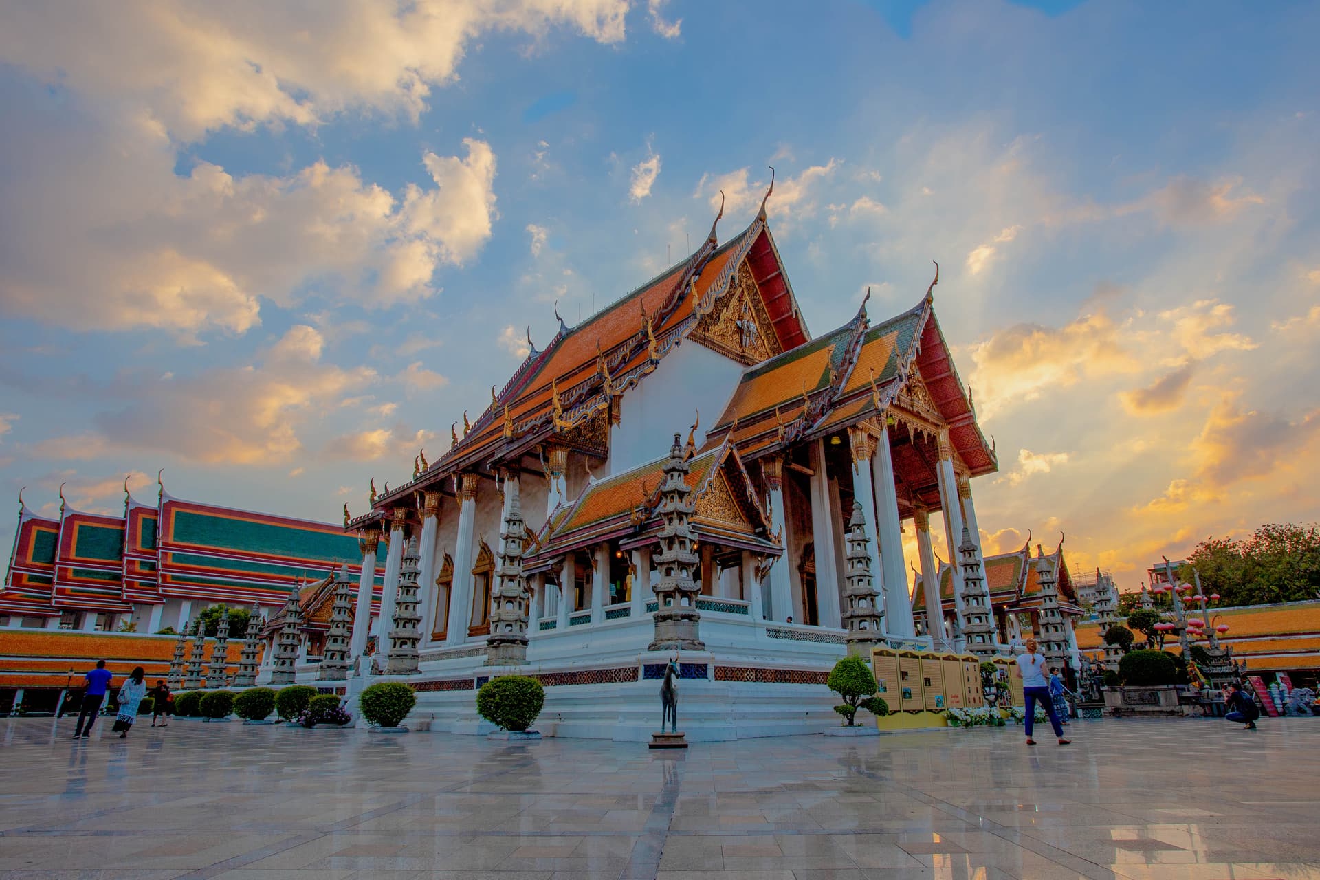Wat Suthat