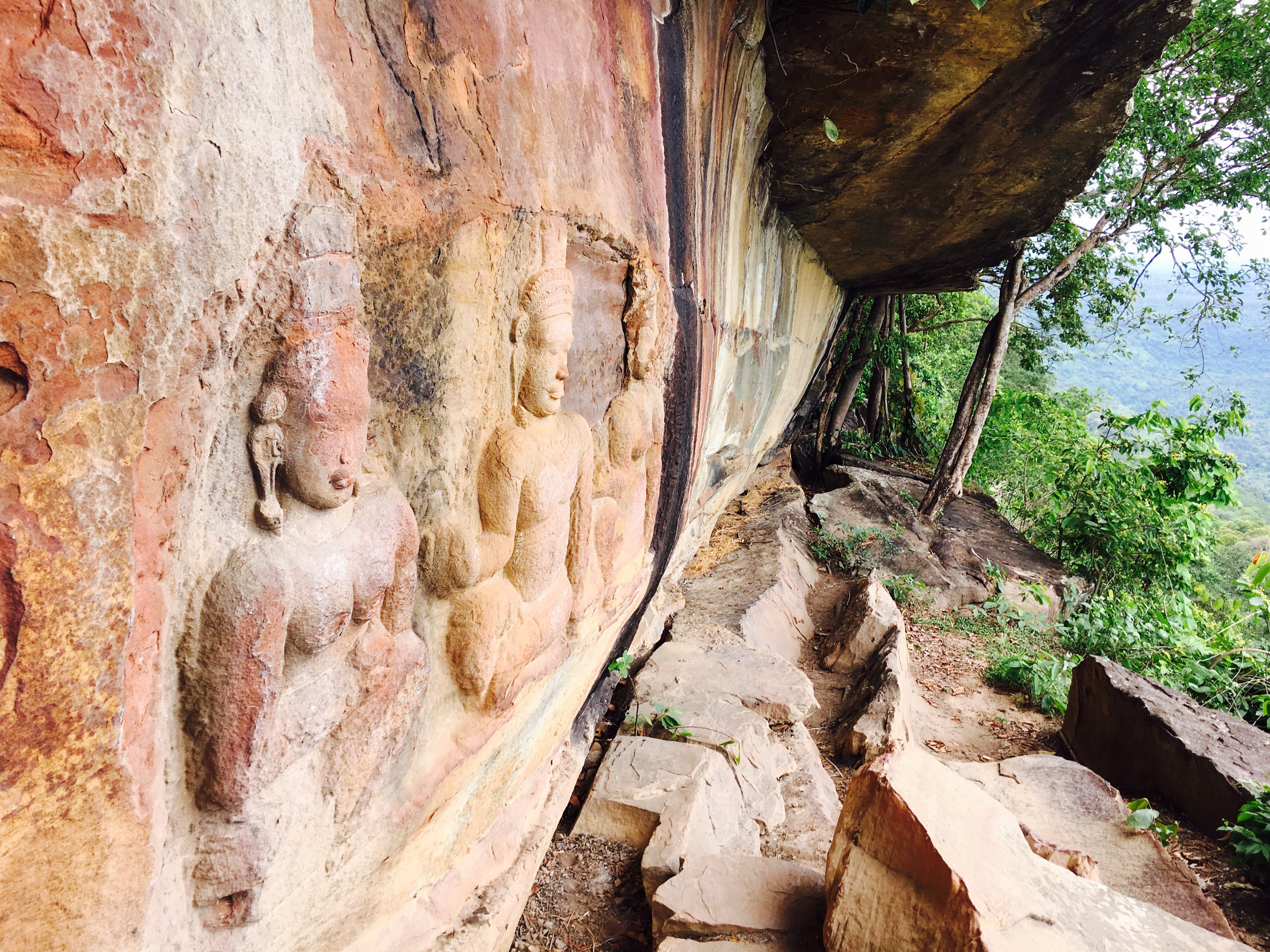 Prasat Khao Phra Wihan Viewpoint and Thai Sacred Approach
