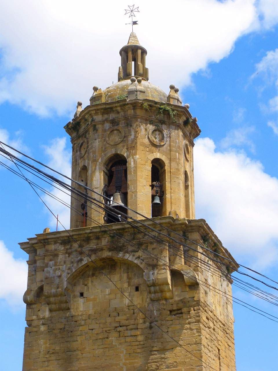 Iglesia del Crucifijo, Puente la Reina