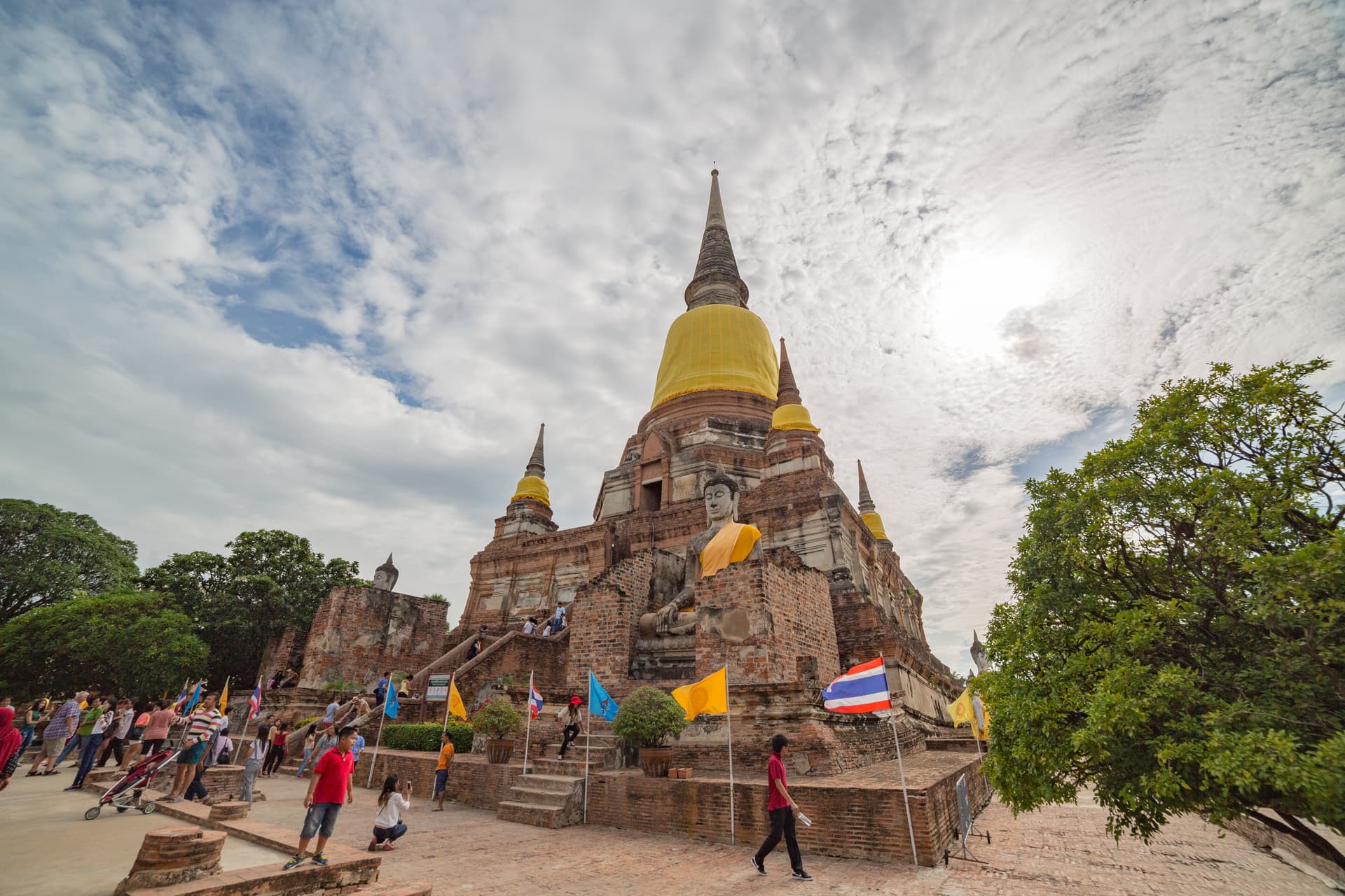 Wat Yai Chai Mongkhon