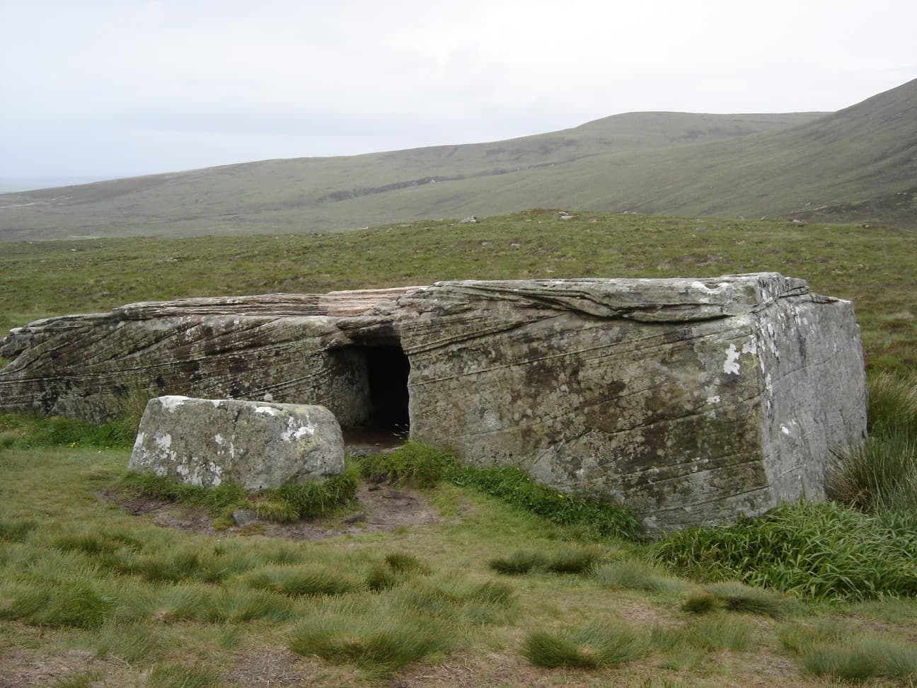 Dwarfie Stane (Dwarf's Stone)