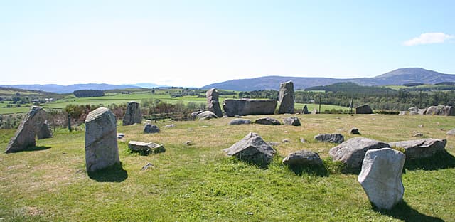 Tomnaverie stone circle