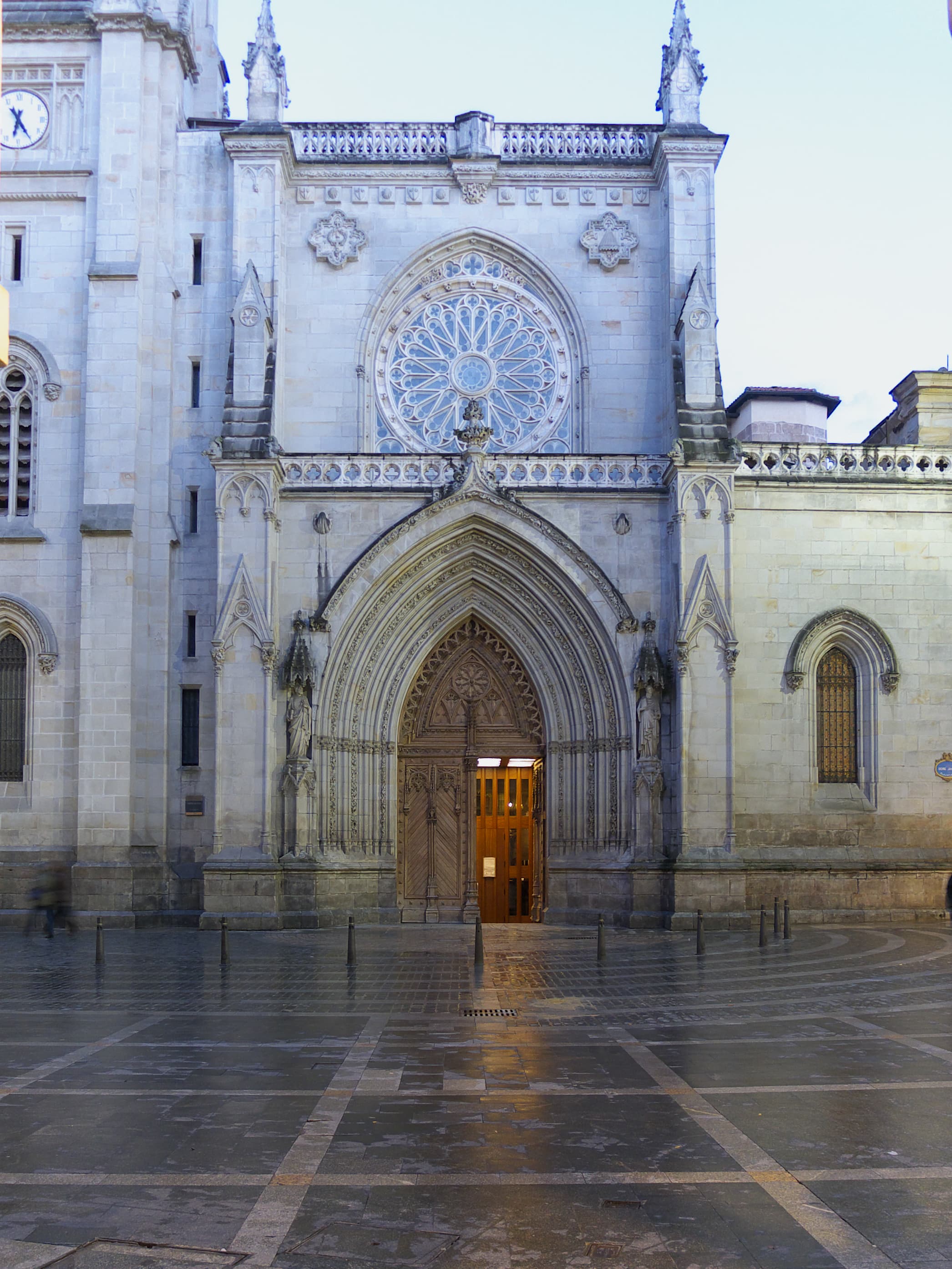 Bilbao Cathedral (Catedral de Santiago)