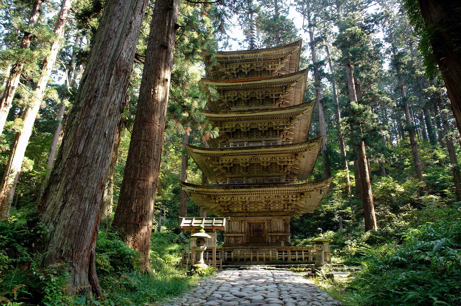 Dewa Shrine and Mt. Haguro