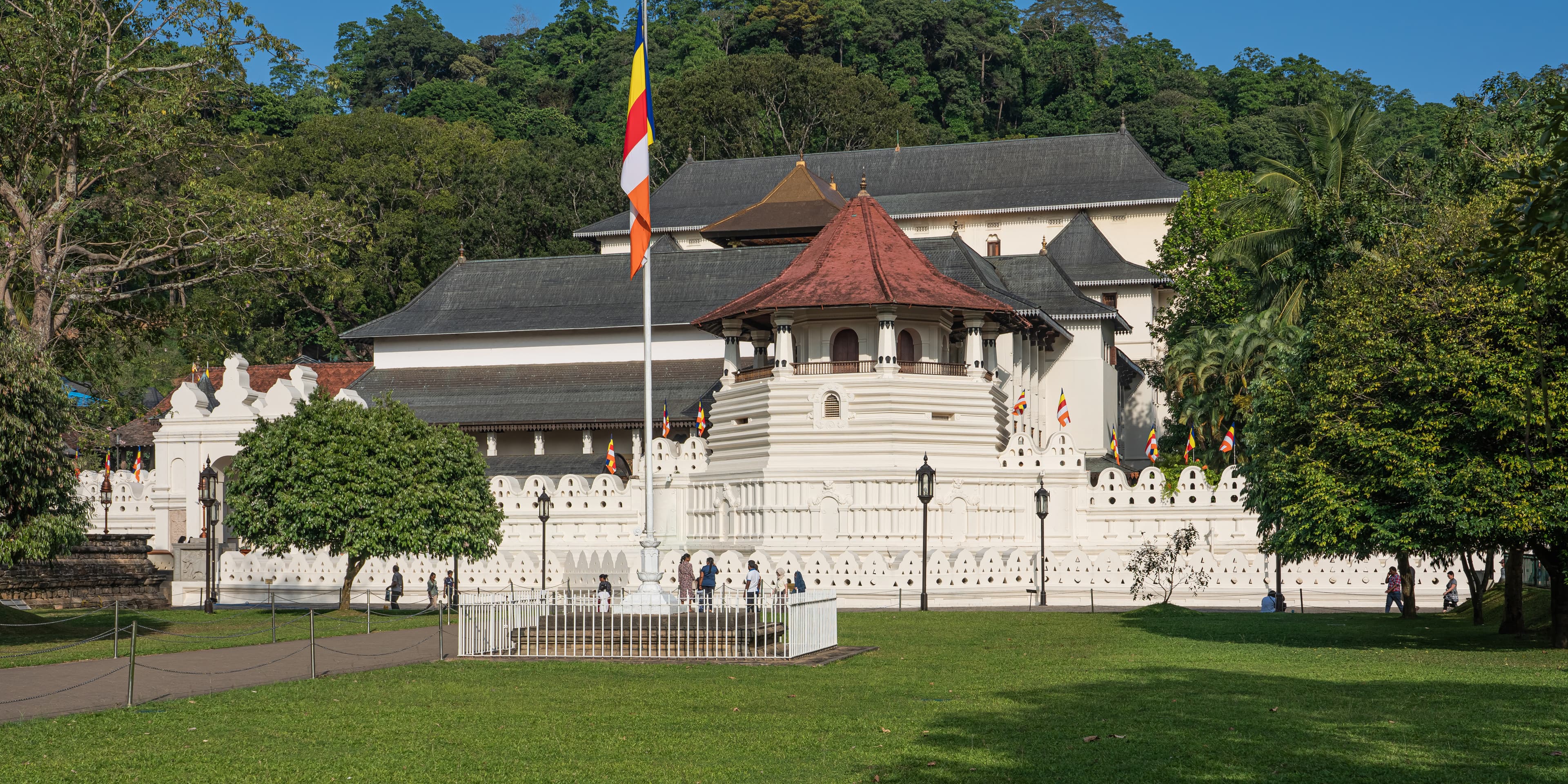 Sri Dalada Maligawa, Temple of the Tooth